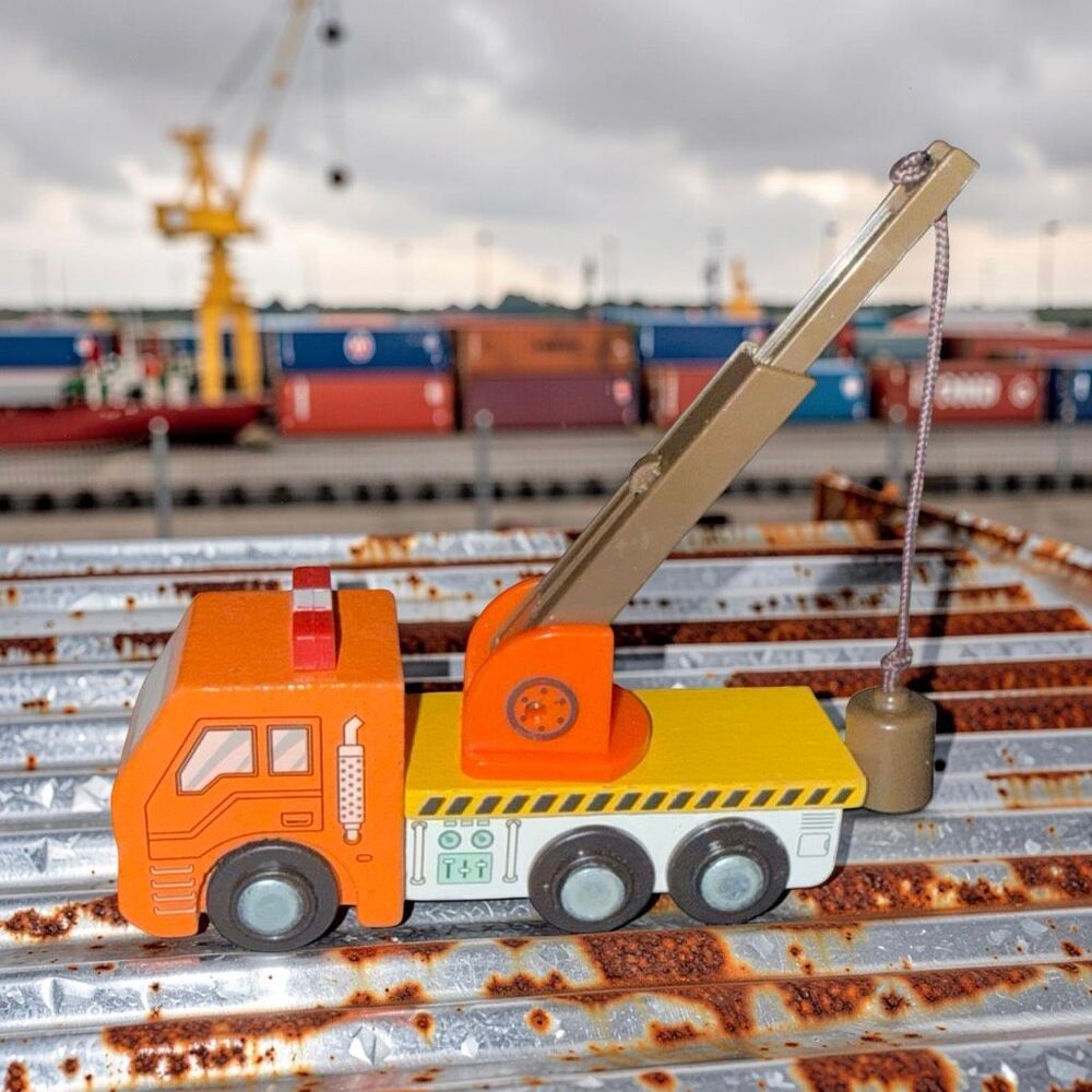 2019 Maison Battat Orange Wood & Wheels Magnetic Crane 5" A51